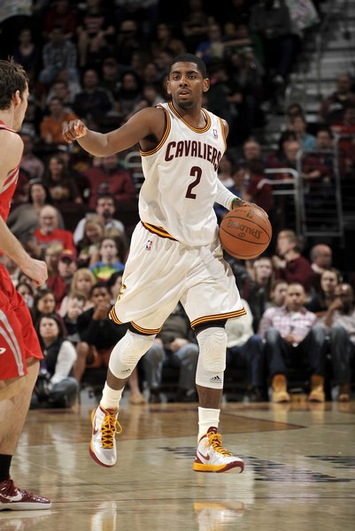 刘建宏：邵佳一已经表现出了一个现代教练的风度和气质（刘建宏：邵佳一已具备现代教练应有的风范与气质）