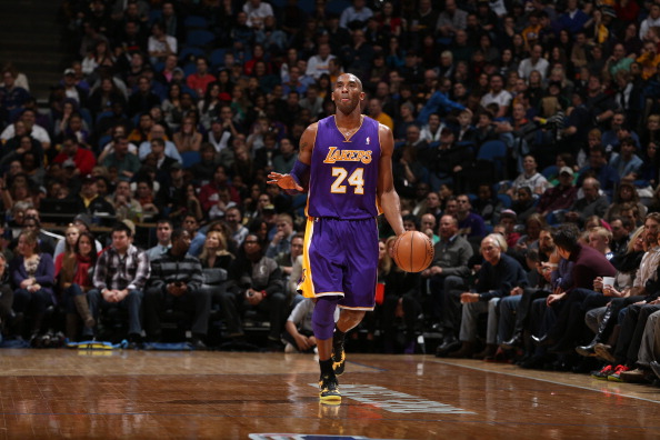 德天空：小腿肌肉受伤的伯卡特至少会缺席12月的比赛（德天空：伯卡特小腿肌肉受伤，至少无缘整个12月的比赛）