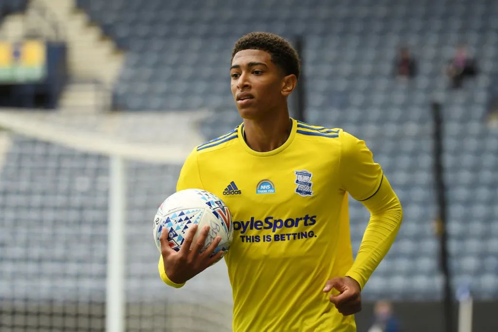 官方：中国足协12月将在厦门举办2025年比赛监督培训班（中国足协官宣：2025年比赛监督培训班12月在厦门举行）