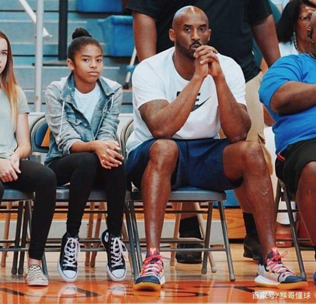 惊喜，曼联17岁青训小将詹姆斯-奥弗里入选澳大利亚国家队（澳大利亚国家队征召曼联17岁青训新星詹姆斯-奥弗里）