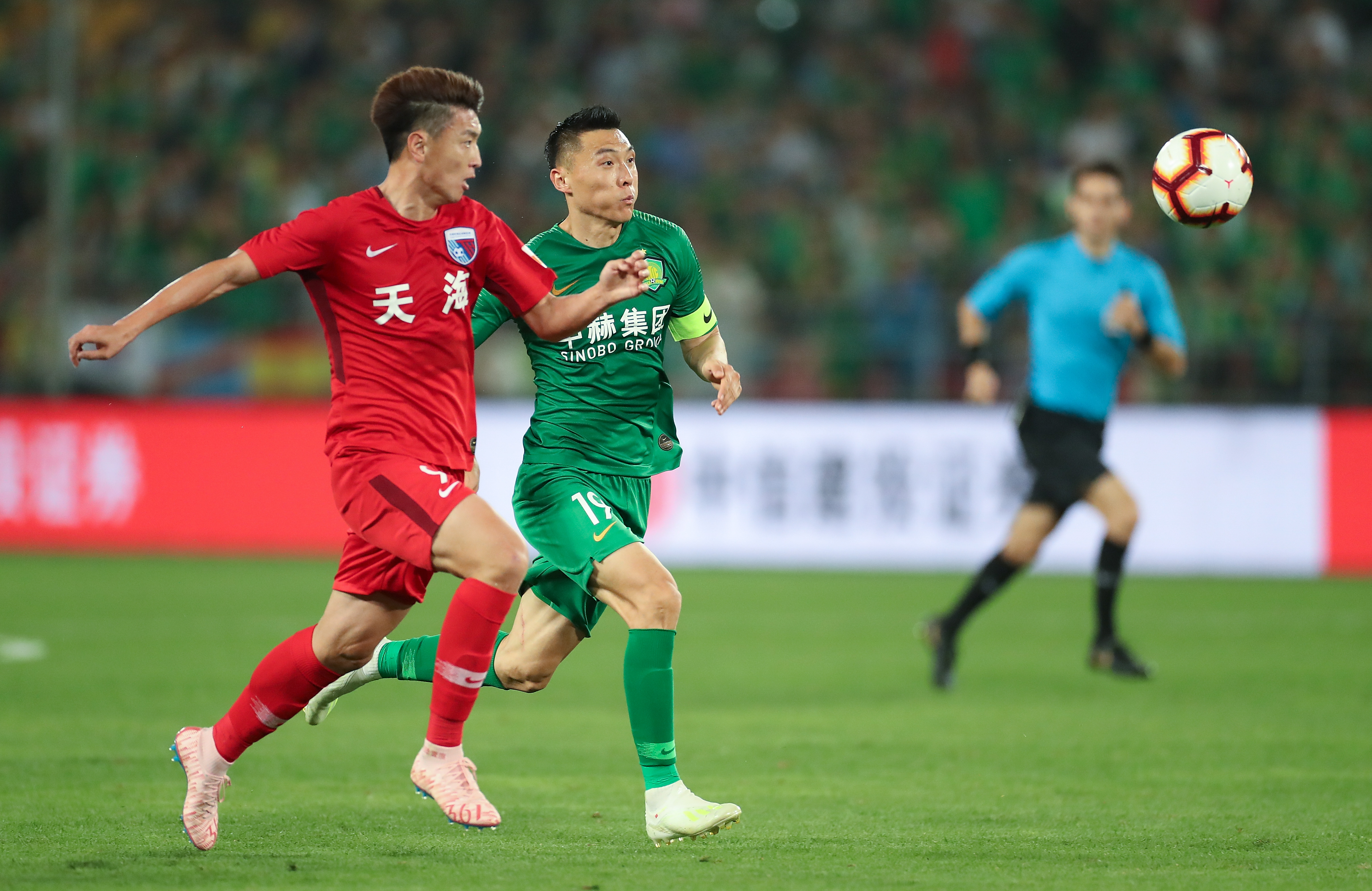 官方：巴萨18岁前锋迪亚拉接受手术，预计恢复期为五个月（巴萨官宣：18岁前锋迪亚拉已接受手术，预计康复需五个月）