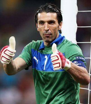 帕森斯称邓肯排名高于科比引热议（帕森斯断言邓肯高于科比，争议四起）