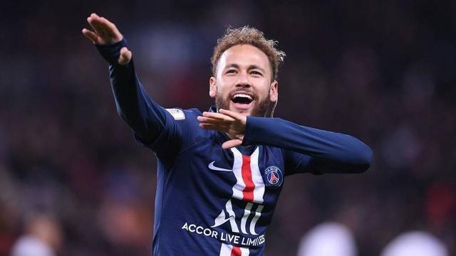 一场0-1爆出大冷门，意甲领头羊倒下，惨遭淘汰，萨里神换人（0-1爆冷，意甲榜首队折戟出局，萨里妙手换人成关键）