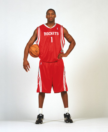 自称海牛翻译的用户：海牛不欠兰克尔-泽工资，还给他预支钱（自称海牛翻译的网友称海牛未拖欠兰克尔-泽薪资，反而预支过费用）