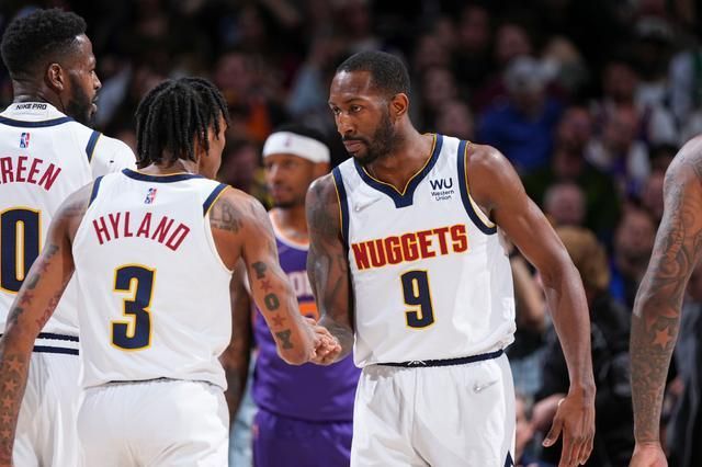 12 月中超四强赛程出炉 没想到！北京国安比赛比赛申花+海港还多（12月中超四强赛程公布：没想到，北京国安比赛场次竟多于申花与海港）