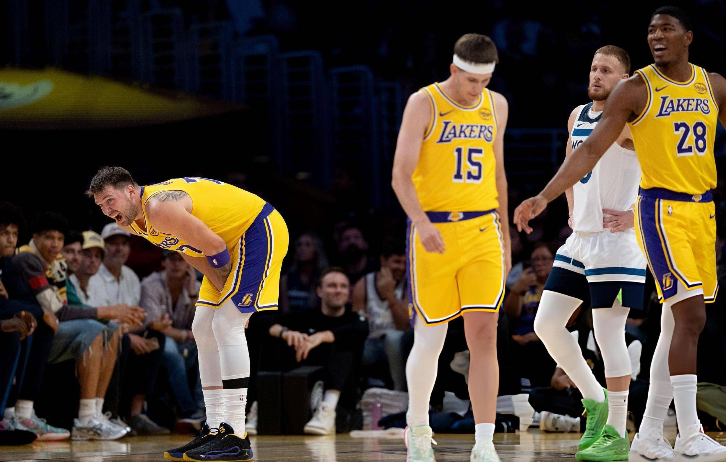 “湘超”短剧《我在野生球场当门神》开机，预计12月中旬上线（“湘超”短剧《我在野生球场当门神》启动拍摄，预计于12月中旬上线）